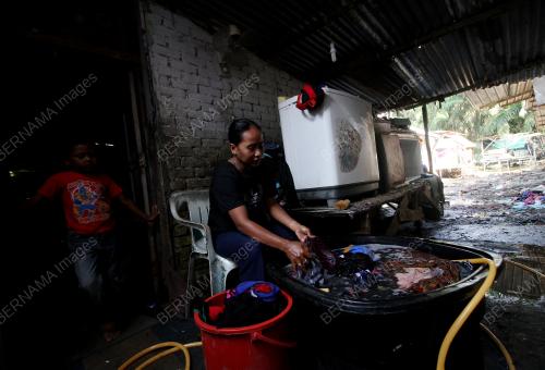 MANGSA BANJIR DI CHANGKAT JONG