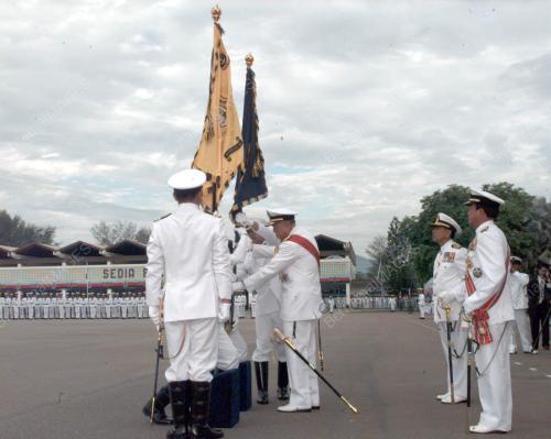 AGONG