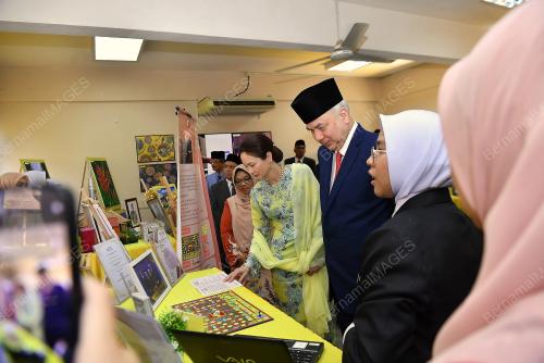 SULTAN PERAK NAZRIN SHAH