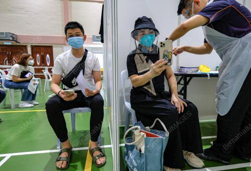 PUSAT PEMBERIAN VAKSIN INDUSTRI