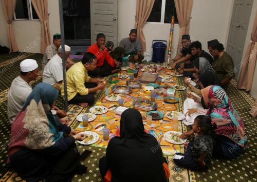 PELAJAR TAHFIZ DI KAMPUNG ORANG ASLI