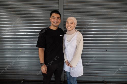 LIPUTAN KISAH CINTA GADIS JEPUN