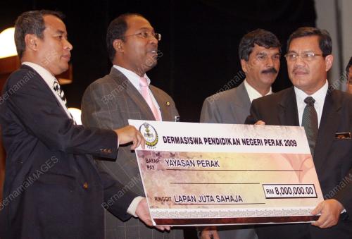 ZAMBRY ABDUL KADIR