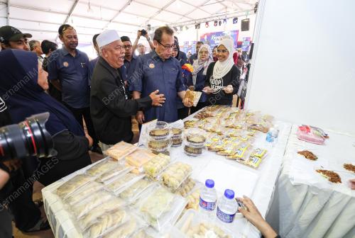 DATUK SERI ABDUL FATTAH ABDULLAH