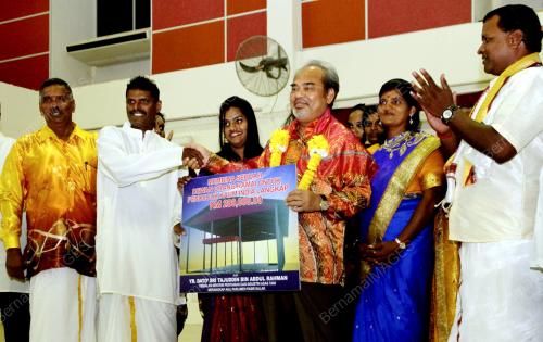 PK01_29112015_DEEPAVALI