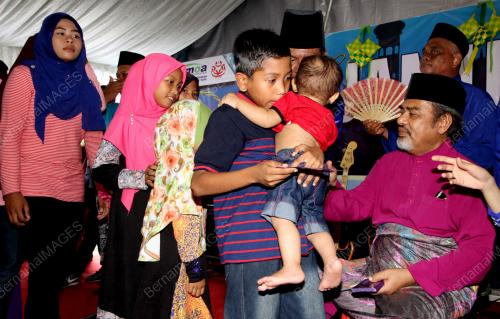 PK01_30072016_RAYA