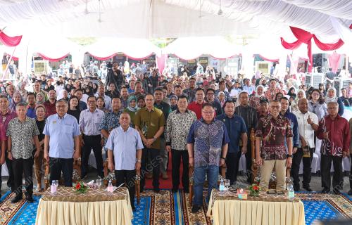DATUK SERI TIONG KING SING