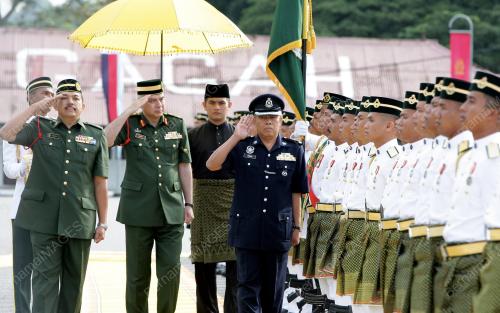 RAJA DR. NAZRIN SHAH