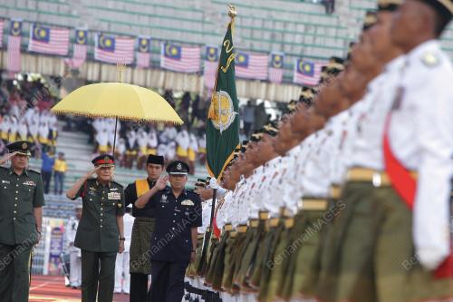 SULTAN AZLAN SHAH