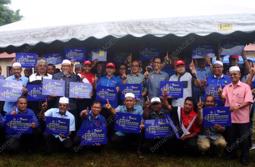 PK01_31122017_UMNO