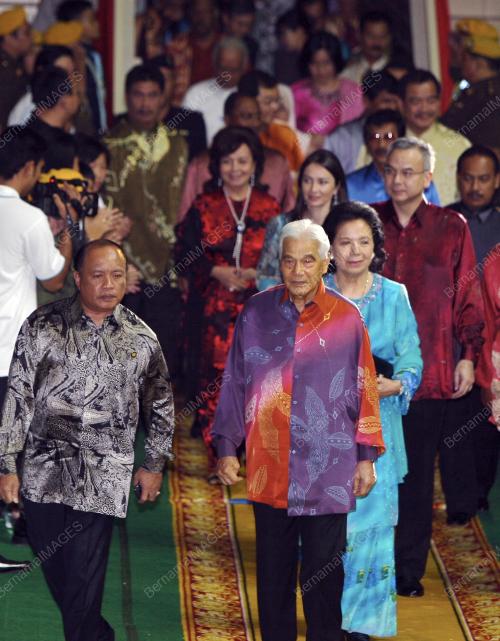SULTAN AZLAN SHAH