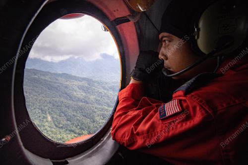 MENCARI DAN MENYELAMAT JASLINDA