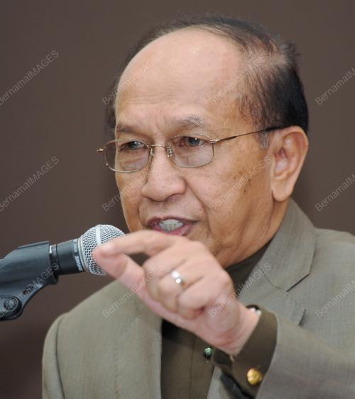 PK02_01102013_RAIS