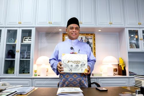 DATUK SERI SAARANI MOHAMAD