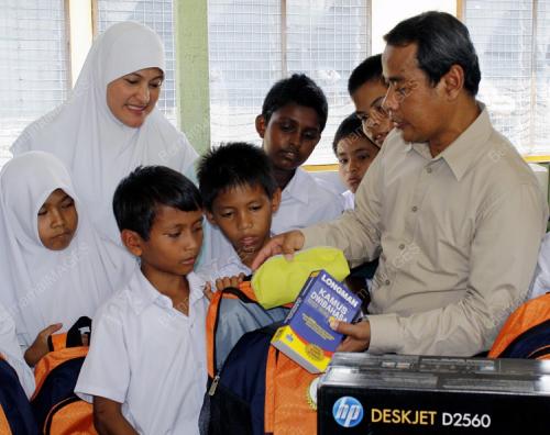 DATUK NADZRI ISMAIL
