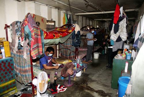 PEMERIKSAAN PUSAT PENGINAPAN PEKERJA KILANG