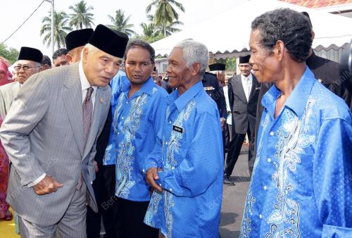 SULTAN AZLAN SHAH