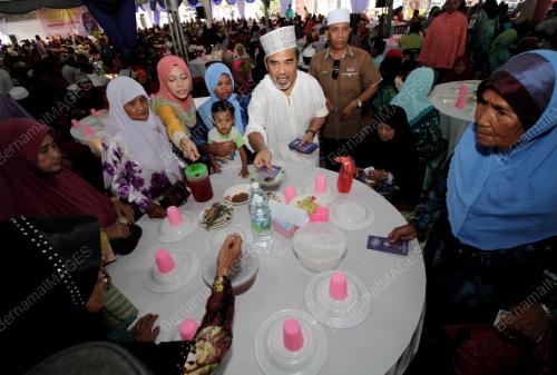 PK02_04072015_ZAKAT