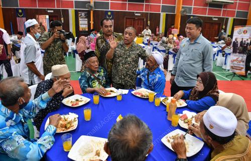 DATUK SERI SAARANI MOHAMAD