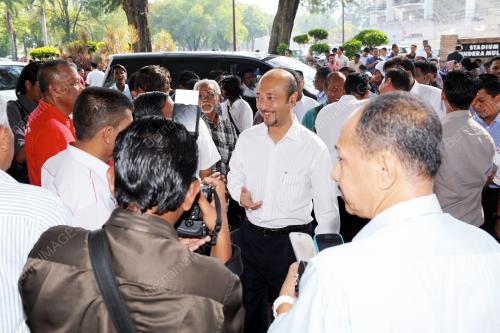 PK02_04102013_UMNO