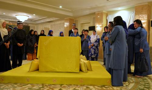 PK02_04102017_KEMANGKATAN