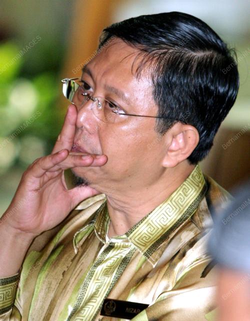 MOHD NIZAR JAMALUDDIN