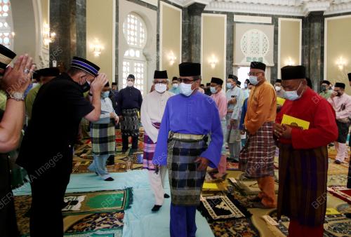 MAJLIS KESYUKURAN DAN DOA SELAMAT HARI KEPUTERAAN SULTAN PERAK