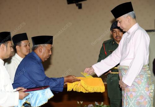 PK02_06032014_RAJA_NAZRIN