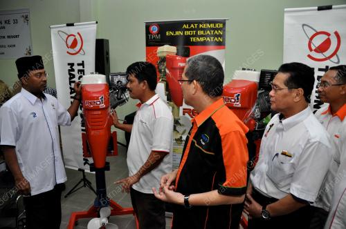 DATUK SERI DR ZAMBRY ABD KADIR