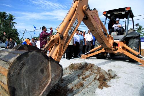PK02_06072012_ZAHID_HAMIDI