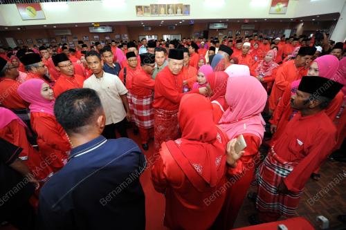 PK02_06082016_ZAHID