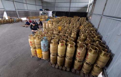 TONG GAS