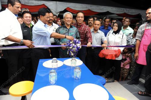 PK02_06102013_HUSNI