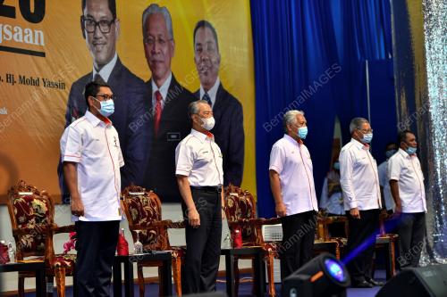 TAN SRI MUHYIDDIN YASSIN