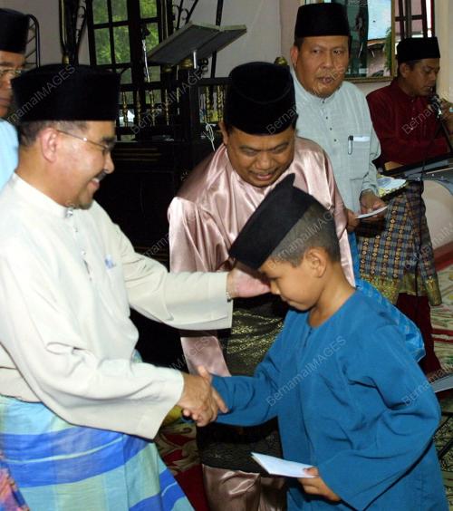 ABDUL AZIZ SHAMSUDIN
