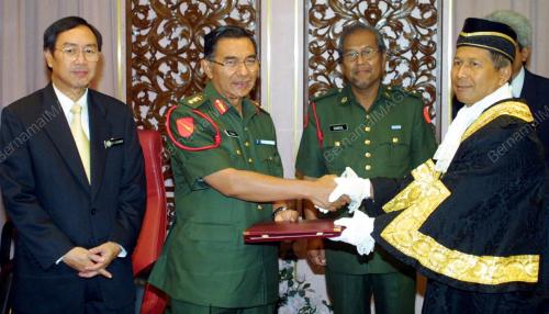 TAJOL ROSLI GHAZALI