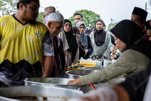 KUIH TALAM EMPAT DEKAD