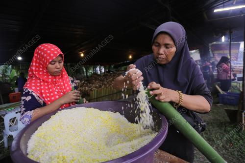 TINJAUAN PERSIAPAN AIDILFITRI