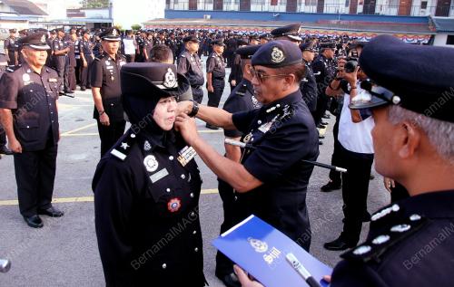 DATUK RAZARUDIN HUSAIN
