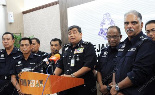 PK02_10042013_POLIS