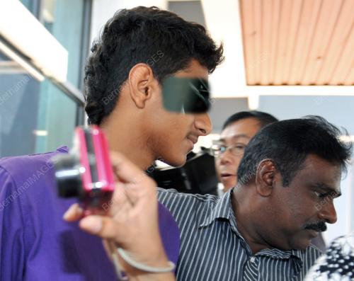 PK02_10052012_MAHKAMAH