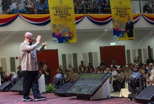 DATUK SERI SAARANI MOHAMAD