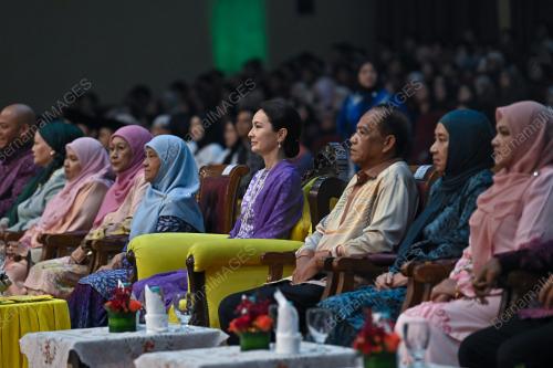 TUANKU ZARA SALIM