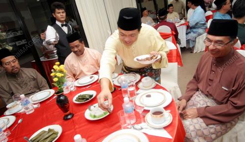 AHMAD ZAHID HAMIDI