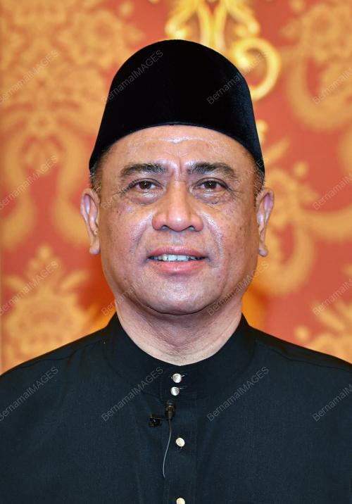 ISTIADAT MENGANGKAT SUMPAH SEBAGAI MENTERI BESAR PERAK