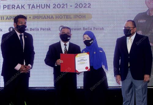 DATUK SAARANI MOHAMAD