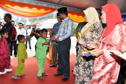 DATUK SERI DR ZAMBRY ABD KADIR