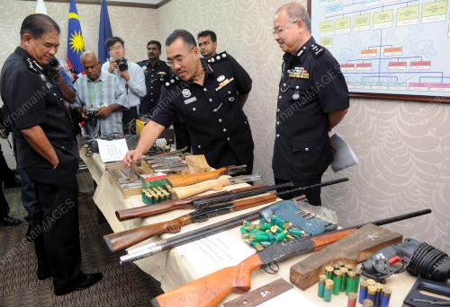 PK02_12082015_POLIS