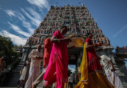 TINJAUAN DEEPAVALI