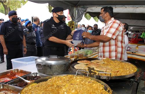 DATUK MIOR FARIDALATHRASH WAHID